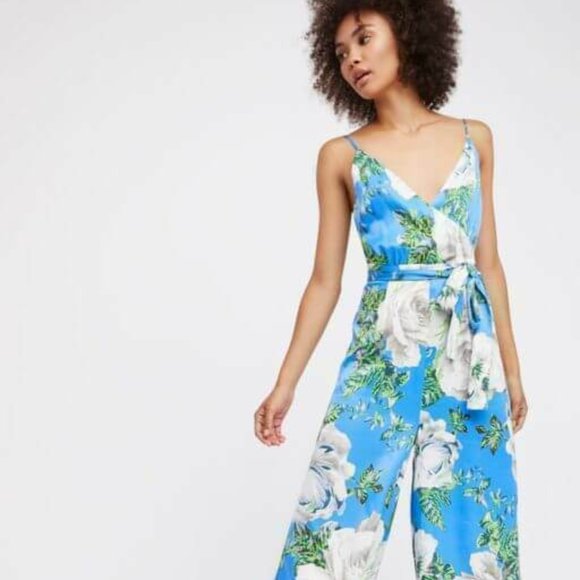 Free People Pants - 🆕 FREE PEOPLE Boho Cabbage Rose Jumpsuit Romper